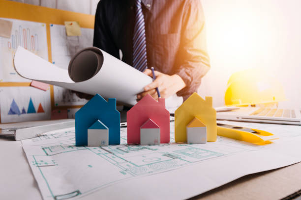 Comment intégrer les spécificités architecturales des immeubles lyonnais anciens dans un PPPT à Lyon sans dénaturer le bâti ?