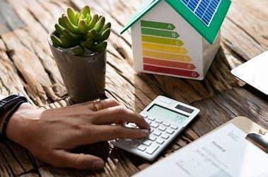 Comment un DPE collectifs à Toulouse aide-t-il à anticiper les obligations futures liées au décret sur les passoires énergétiques ?